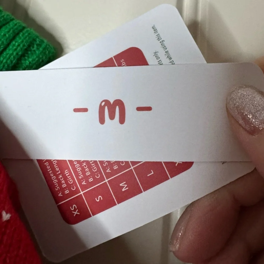 NEW w TAG🔖 2/for $20 🪩 Holiday Puppy Sweater Red, Green Polka Dot (Medium Dog)